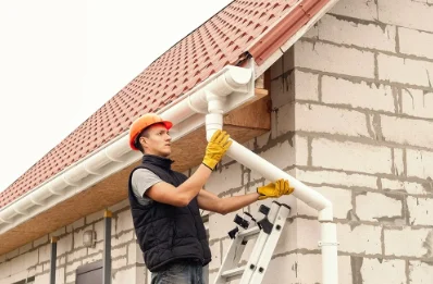 Pose et remplacement de gouttières à Bannay
